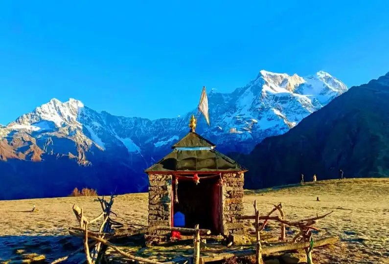 Budha Madmaheshwar temple with panoramic valley backdrop